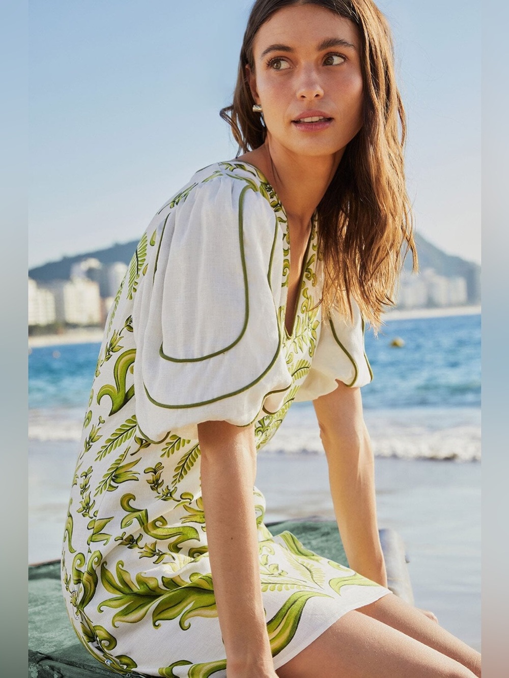 Farm Rio: Off-White Milani V Neck Mini Dress - Picture 2 of 12
